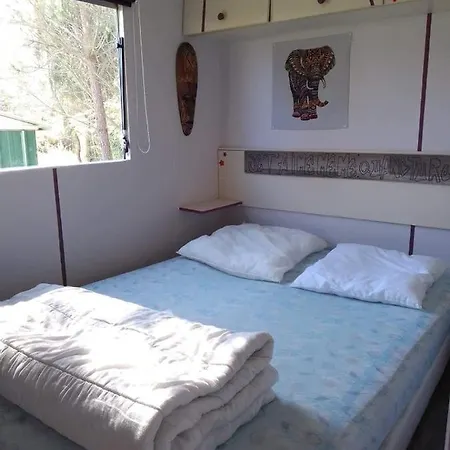 Domaine Lalande Camping *