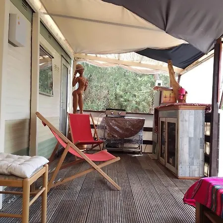 Domaine Lalande Camping *